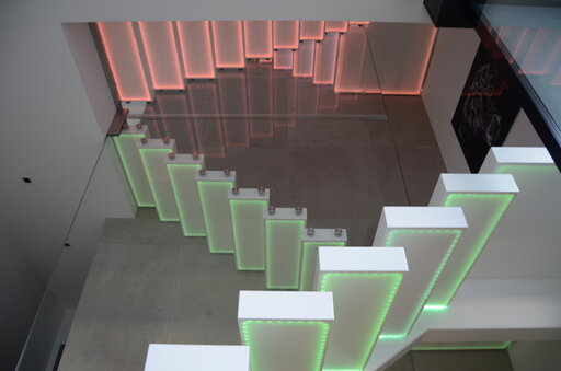 Mistral Corian - corian stufen und led Siller Treppen Design 9