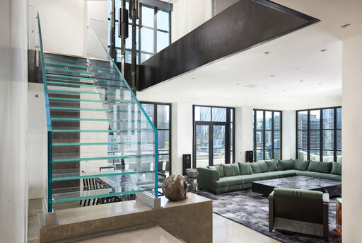 Glastreppe Chicago - minimalistisches Glastreppendesign von Siller Chicago 3